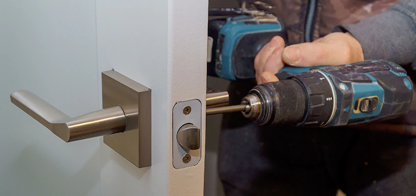 Broken Door Handle Lock Repair in San Rafael, California